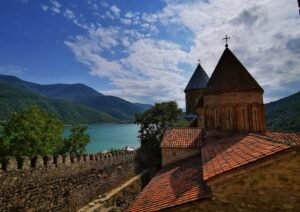 قلعة أنانوري